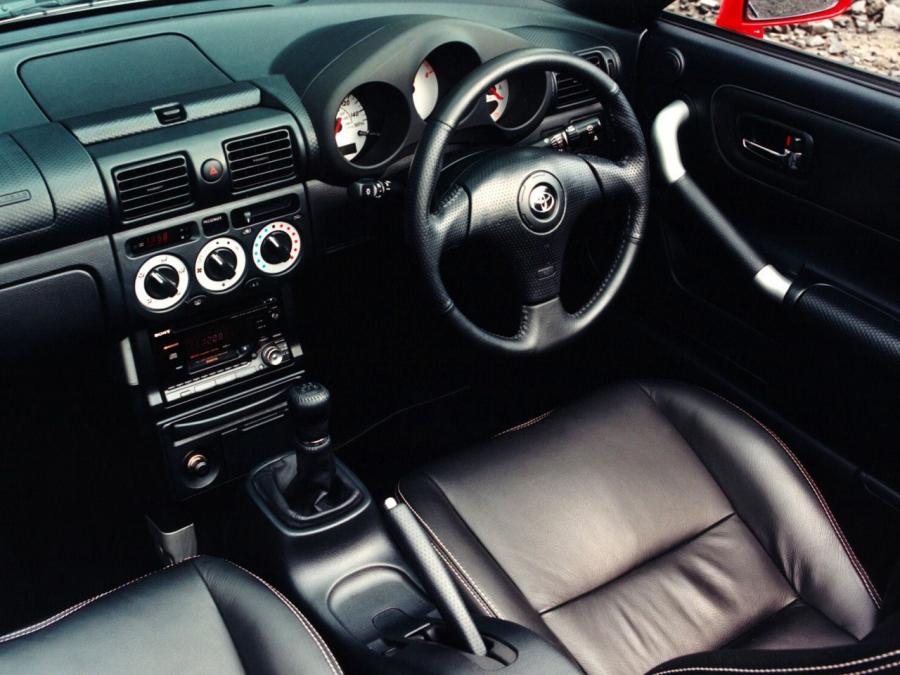  Toyota MR2 Roadster 1999 года  (UK) (фото 4 из 14)
